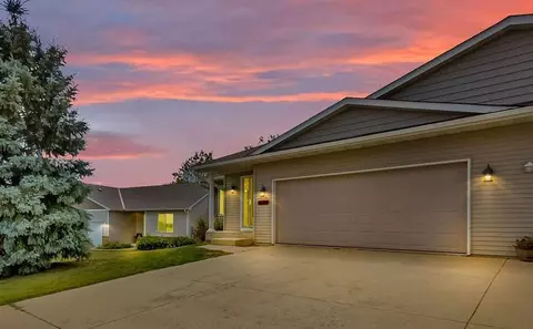 593 4th Circle Dr SE, Lonsdale, MN 55046