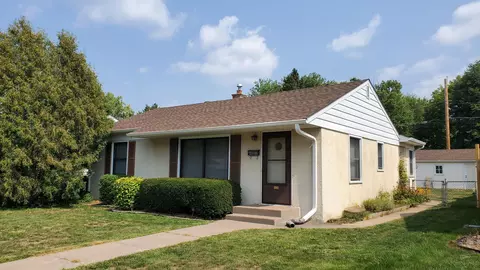 880 Howard St N, Saint Paul, MN 55119