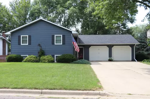 804 Burton Ln, Fairmont, MN 56031
