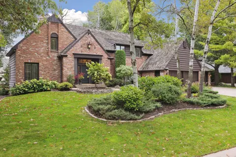 5208 Ridge Rd, Edina, MN 55436