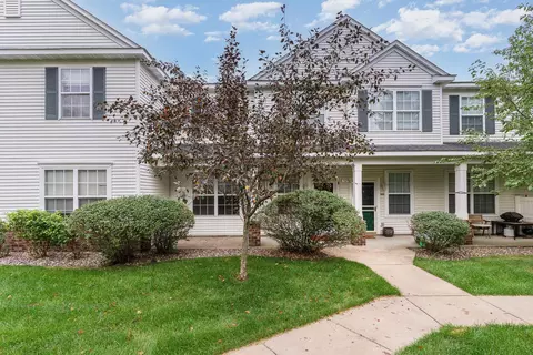 14267 Banyan Ln, Rosemount, MN 55068