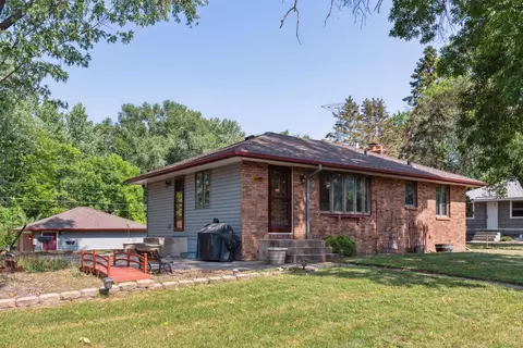 833 111th Ave NW, Coon Rapids, MN 55448