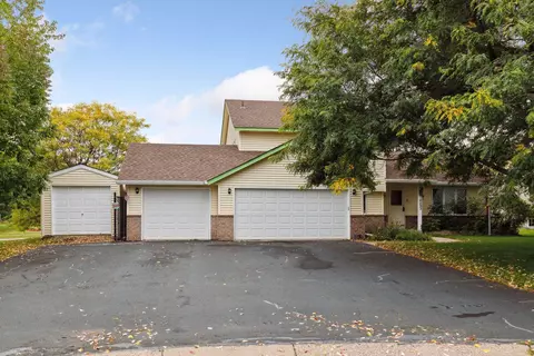 14293 Crofton Ct, Rosemount, MN 55068