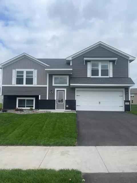 18862 Fillmore St NW, Elk River, MN 55330