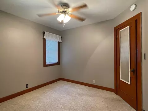 707 9th St SE, Austin, MN 55912 photo 10