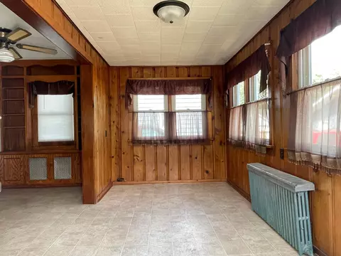 707 9th St SE, Austin, MN 55912 photo 9