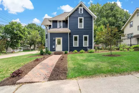 105 4th Ave SW, Faribault, MN 55021 photo 3