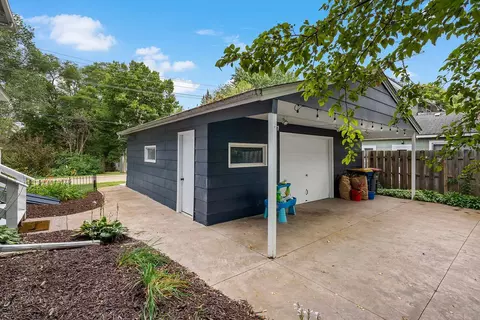 105 4th Ave SW, Faribault, MN 55021 photo 5