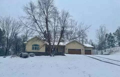 216 Ridge Dr, Brainerd, MN 56401