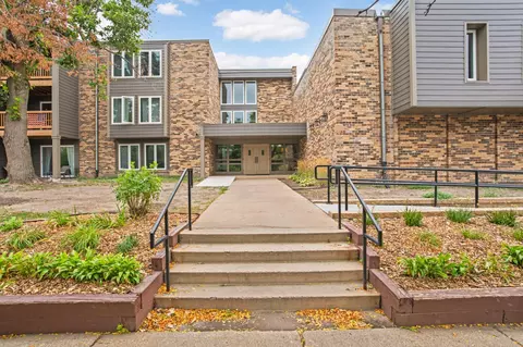 450 Ford Rd #130, Saint Louis Park, MN 55426