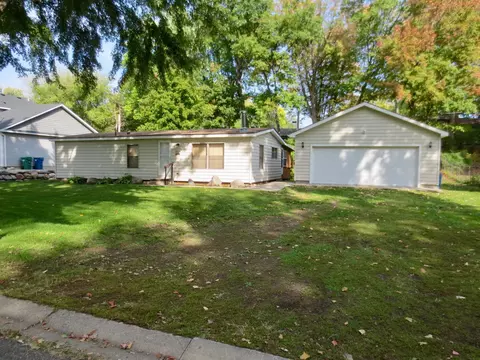 5028 Jennings Rd, Mound, MN 55364