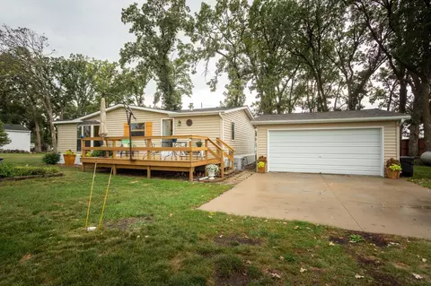 26955 Oak Point Rd, Elbow Lake, MN 56531