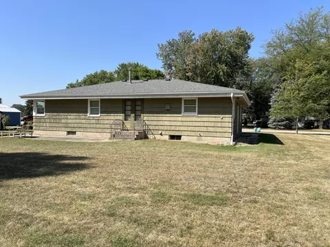 1605 6th Ave, Windom, MN 56101 photo 33