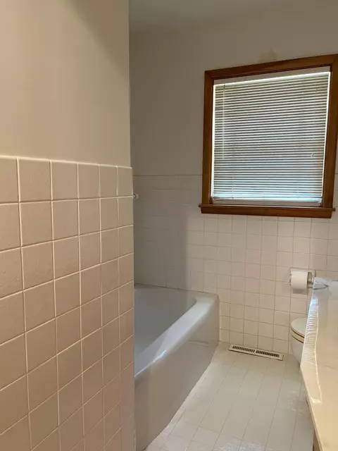1605 6th Ave, Windom, MN 56101 photo 19