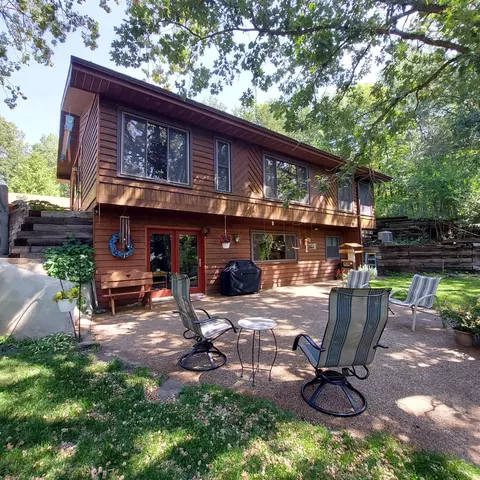 7500 158th Ave NE, Spicer, MN 56288