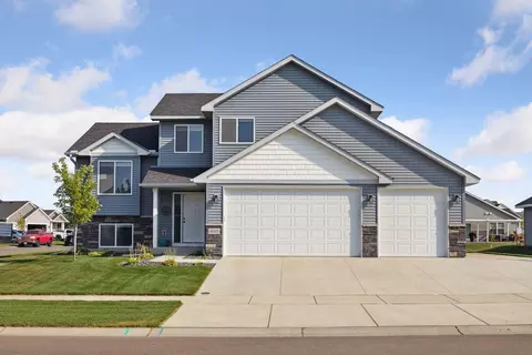 6693 Upper 210th St W, Farmington, MN 55024