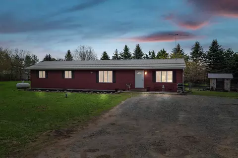 1746 140th Ave, Saint Croix Falls, WI 54024