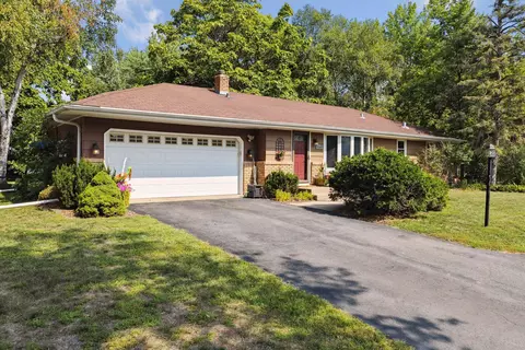 17870 Evenston Rd, Eden Prairie, MN 55346