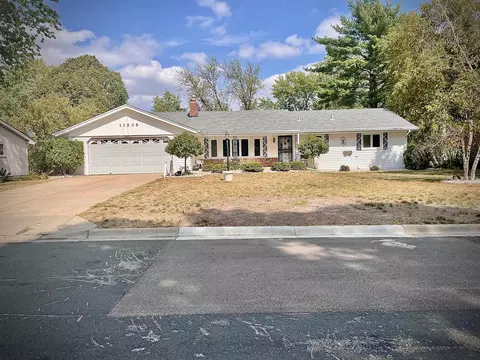 13205 Humboldt Ave S, Burnsville, MN 55337