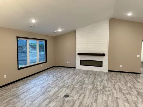 1685 Hurst Castle Rd, Saint Cloud, MN 56303 photo 3