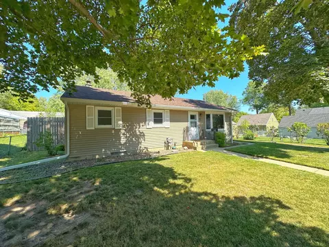 860 11th St SW, Faribault, MN 55021