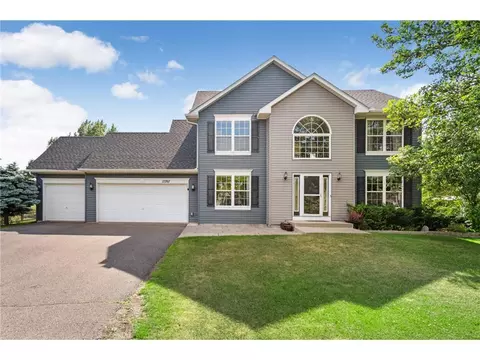 17707 Hillwood Ave, Lakeville, MN 55044