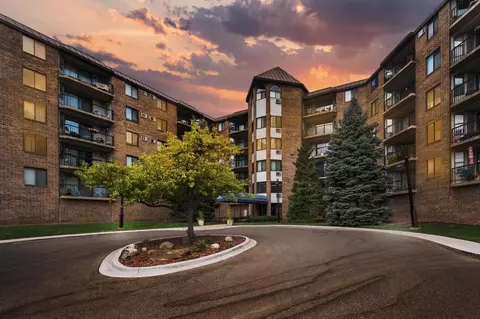 2601 Kenzie Ter #215, Saint Anthony, MN 55418