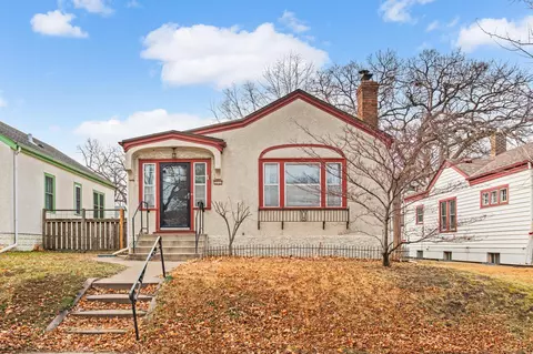 3711 Queen Ave N, Minneapolis, MN 55412