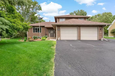 13709 Judicial Rd, Burnsville, MN 55337