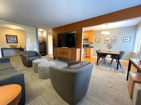 1770 Bryant Ave S #417, Minneapolis, MN 55403