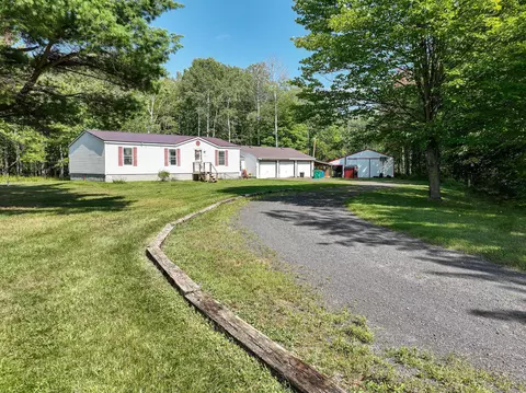 7557 E Brannan Rd, South Range, WI 54874