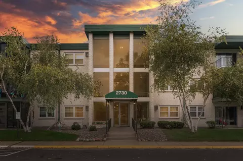 2730 Dale St N #D106, Roseville, MN 55113