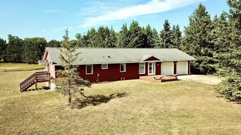 50697 Vinewood Trl, Bemidji, MN 56601