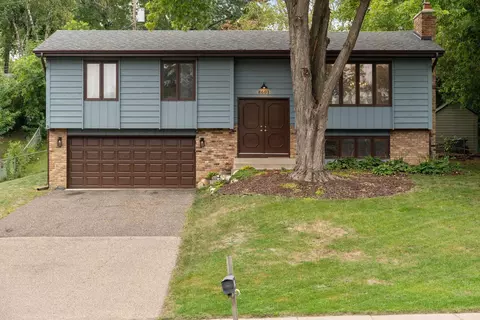 8601 36th Ave N, New Hope, MN 55427