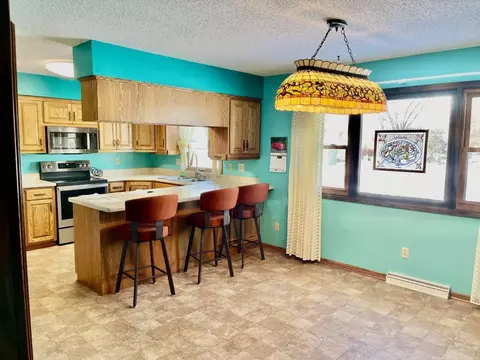 1045 Borgert Ave, Saint Cloud, MN 56303 photo 2