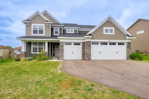 5768 Apex Way NE, Prior Lake, MN 55372