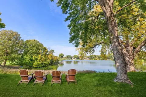 4825 Babcock Trl #1001, Inver Grove Heights, MN 55077