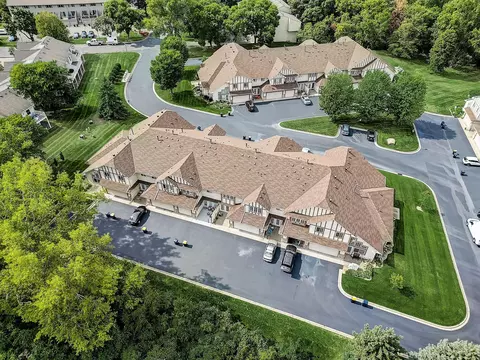 4092 Meadowlark Curv, Eagan, MN 55122 photo 32