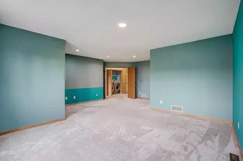 4092 Meadowlark Curv, Eagan, MN 55122 photo 21