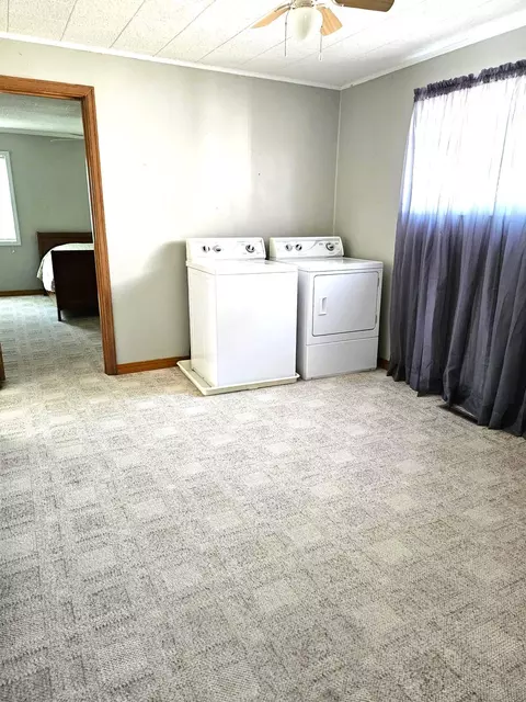 623 E Johnson Ave, Warren, MN 56762 photo 7