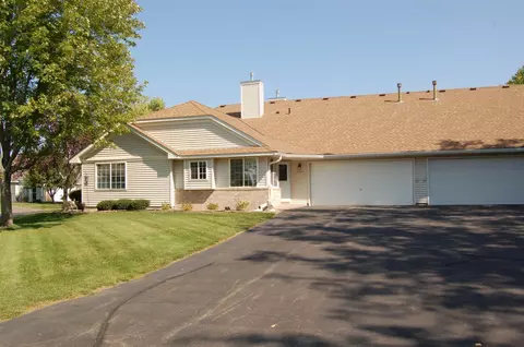 1960 S Ruby Ct, Eagan, MN 55122