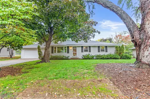 10224 Washburn Cir S, Bloomington, MN 55431