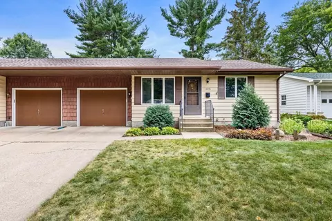1008 Morgan Rd, River Falls, WI 54022