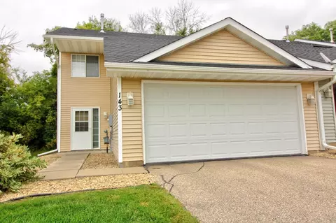 143 Oakmont Ln, Red Wing, MN 55066