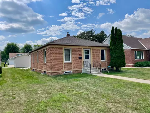 405 W Van Dusen St, Springfield, MN 56087
