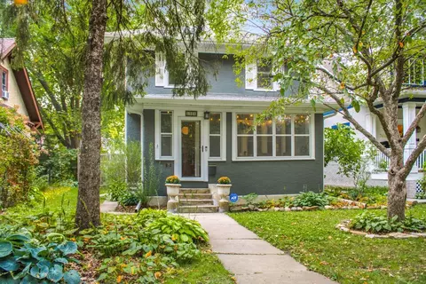 1504 Fairmount Ave, Saint Paul, MN 55105