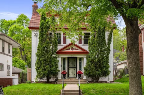 1352 Goodrich Ave, Saint Paul, MN 55105