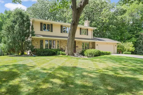 6700 Cahill Rd, Edina, MN 55439