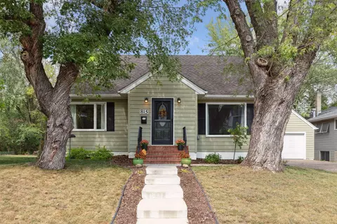 815 River St, Hudson, WI 54016