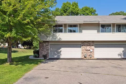 14204 E 143rd Ct, Burnsville, MN 55337